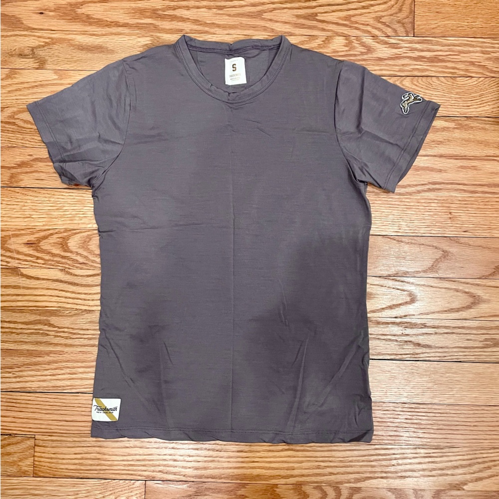 Tracksmith Harrier Tee Mulberry